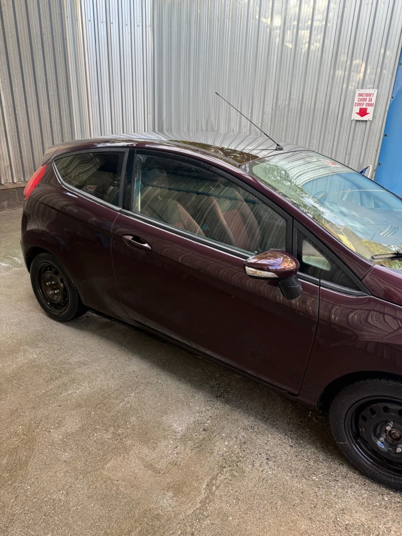 Ford Fiesta, снимка 3 - Автомобили и джипове - 52069419