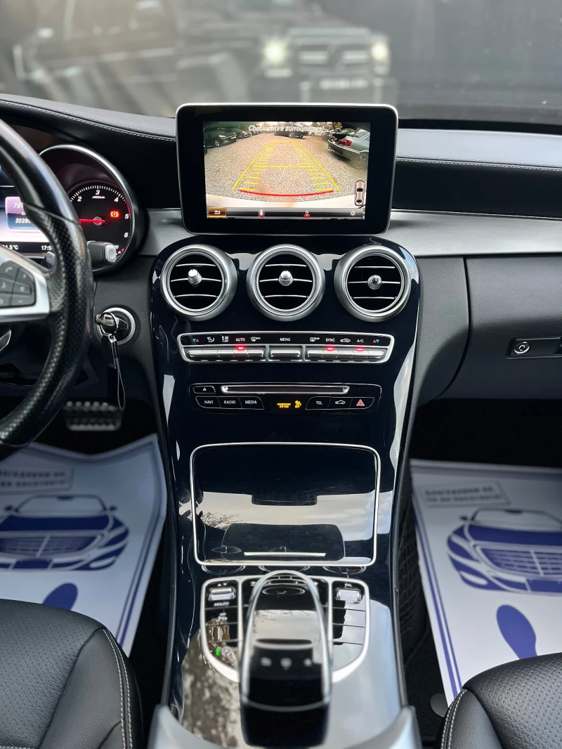 Mercedes-Benz C 220 AMG* DISTRONIC* LED* СОБСТВЕН ЛИЗИНГ, снимка 11 - Автомобили и джипове - 52191808