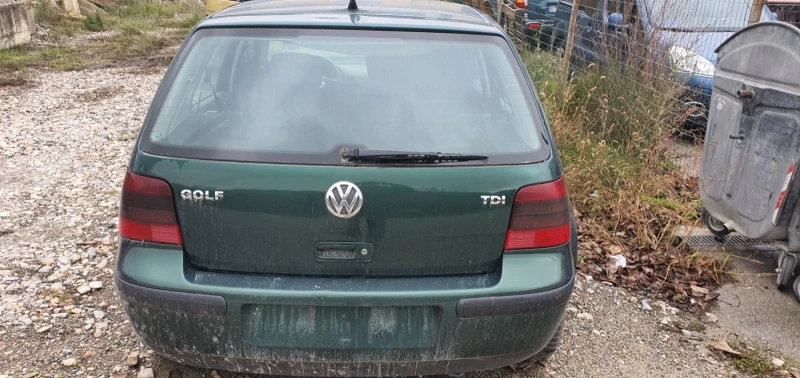 VW Golf 1.9 TDI 110кс, снимка 6 - Автомобили и джипове - 52505397