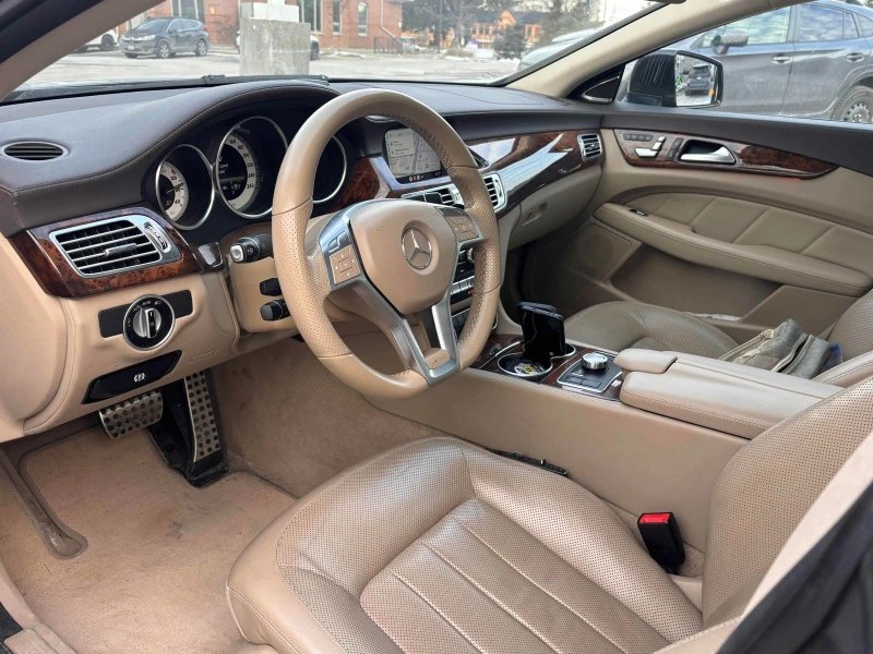 Mercedes-Benz CLS 550 CARFAX АВТО КРЕДИТ , снимка 6 - Автомобили и джипове - 52670333