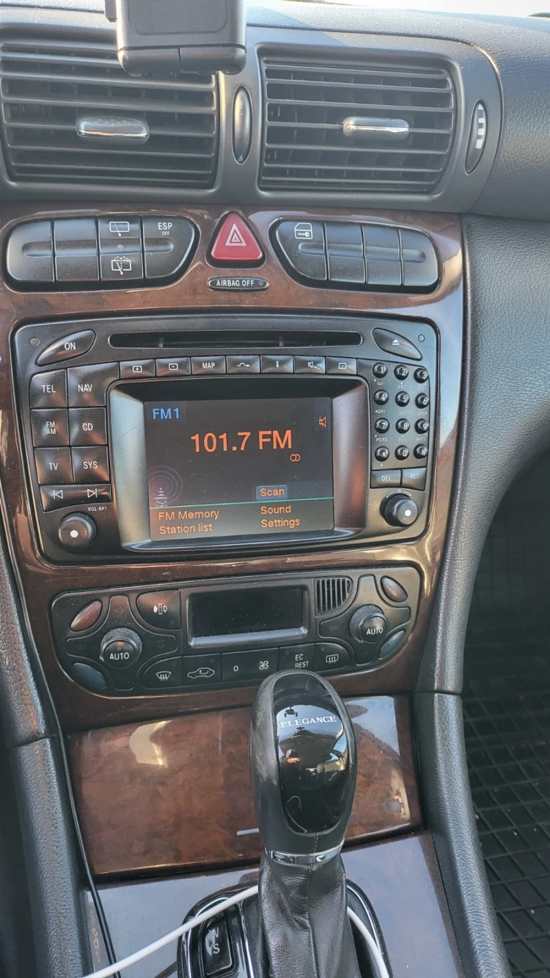 Mercedes-Benz C 270, снимка 17 - Автомобили и джипове - 53065374