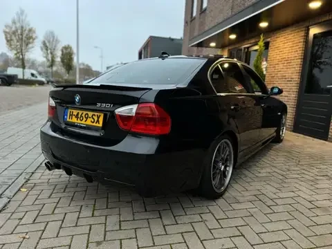 BMW 330  - изображение 9