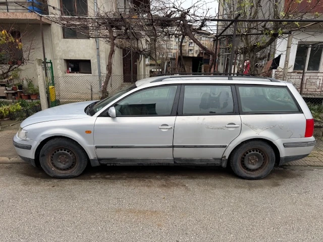 VW Passat 1.8 ГАЗ, снимка 4 - Автомобили и джипове - 52660068