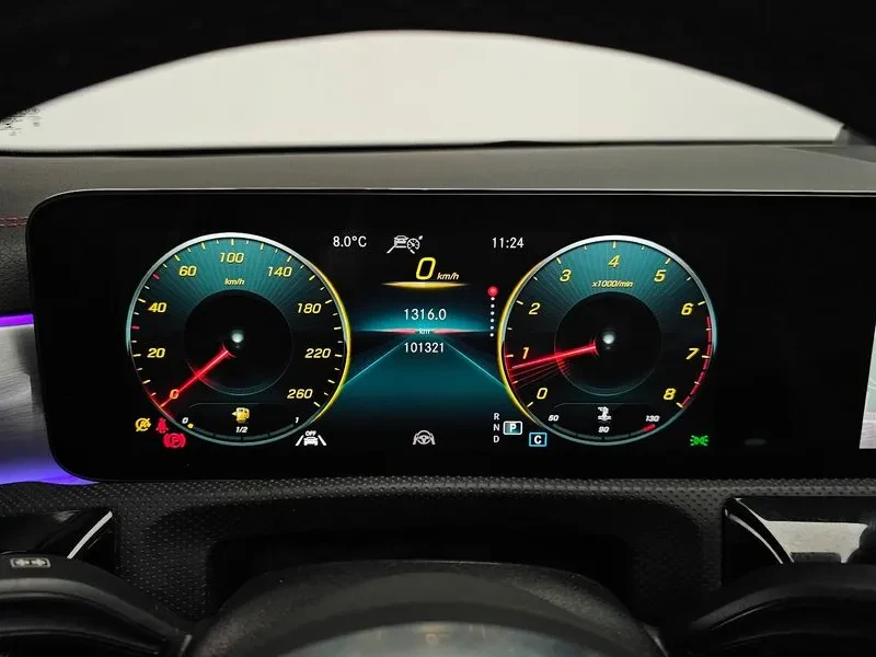 Mercedes-Benz CLA, снимка 8 - Автомобили и джипове - 55738986