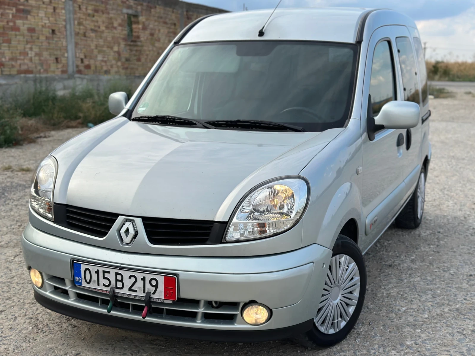 Renault Kangoo 1.6 KLIMA - изображение 2