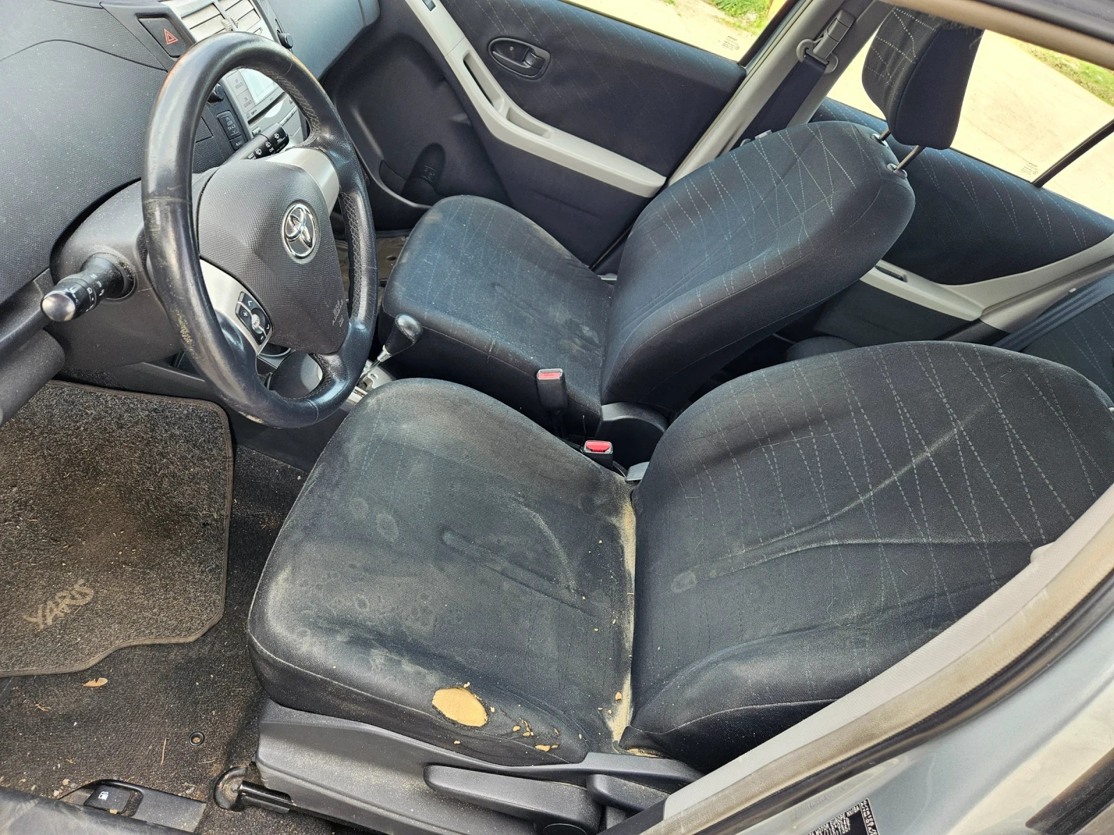 Toyota Yaris 1.4dizel 90ks 2007god avtomat - изображение 6