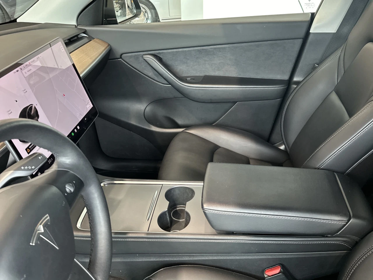Tesla Model Y * Performance* CARFAX* АВТОФИНАНСИРАНЕ*  - изображение 6