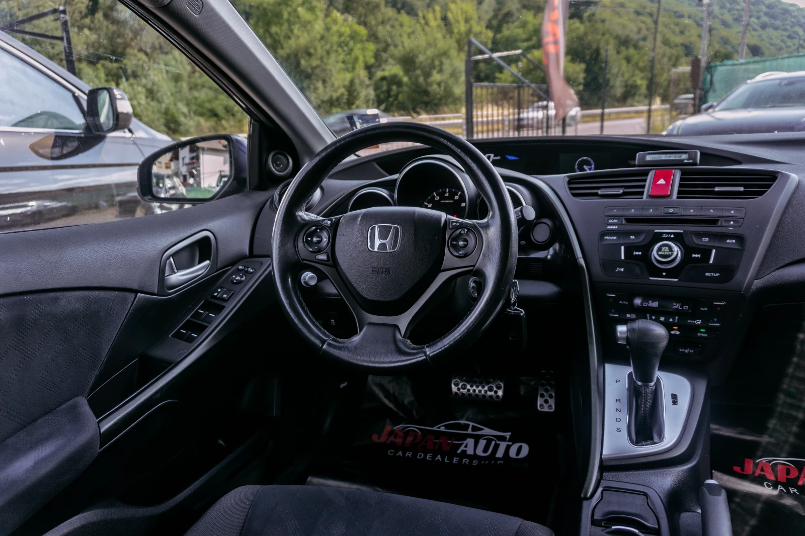 Honda Civic 1.8i-VTEC Automatic с гаранция!  - изображение 9