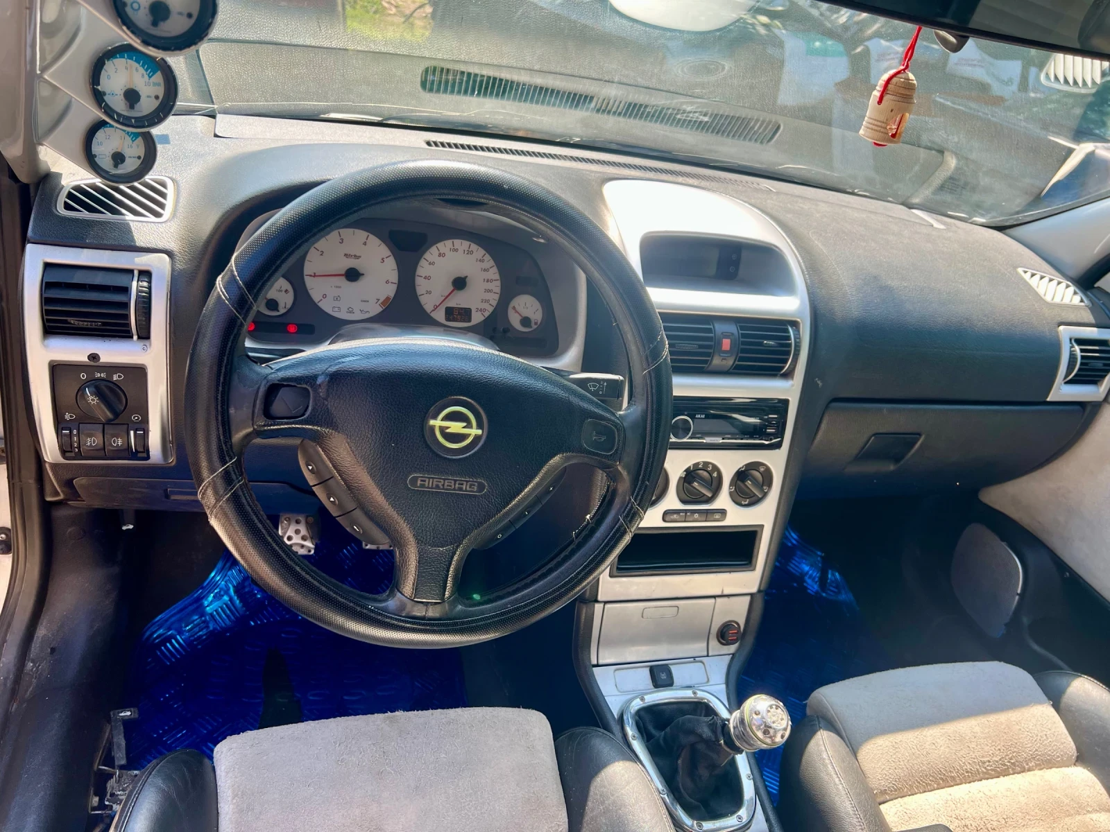 Opel Astra  - изображение 7