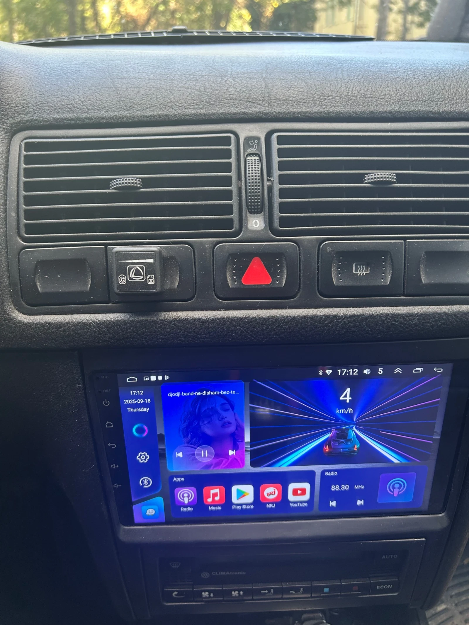 VW Golf 1.6 101 konq - изображение 5