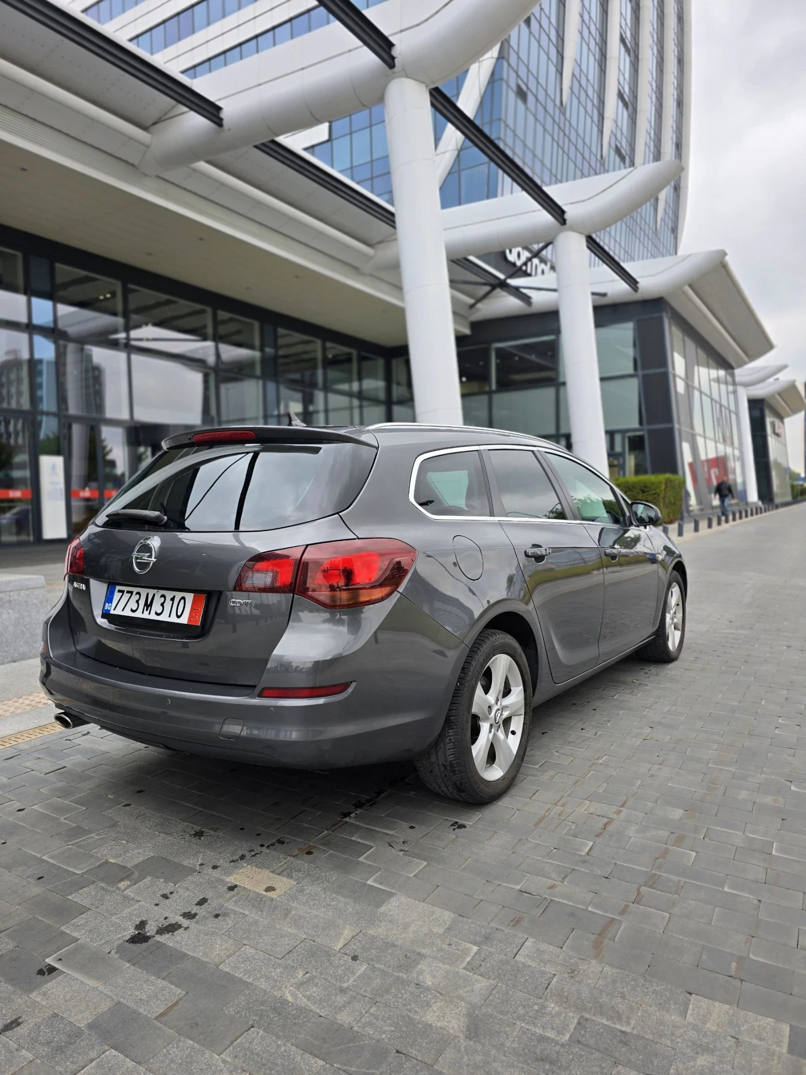 Opel Astra 2.0. CDTI, 2011,  ITALY  - изображение 3