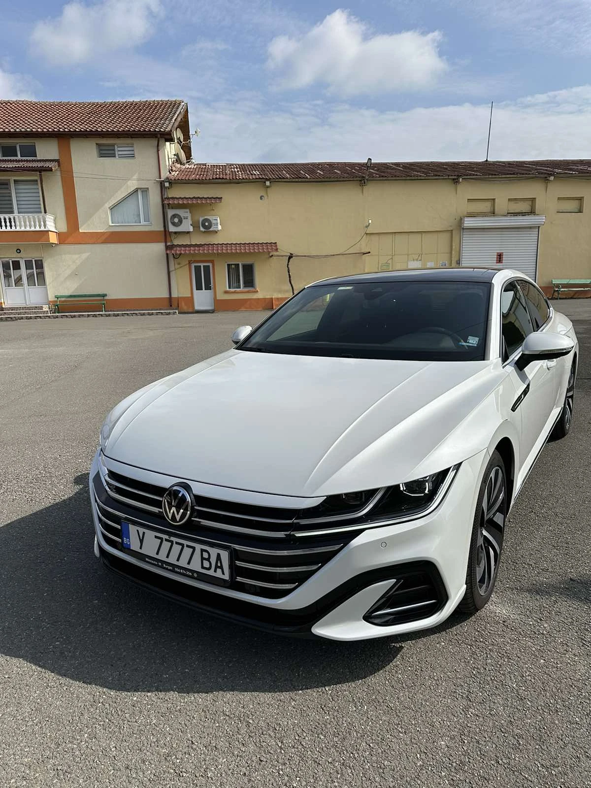 VW Arteon 2.0 TDI R-Line 4 MOTION - изображение 2