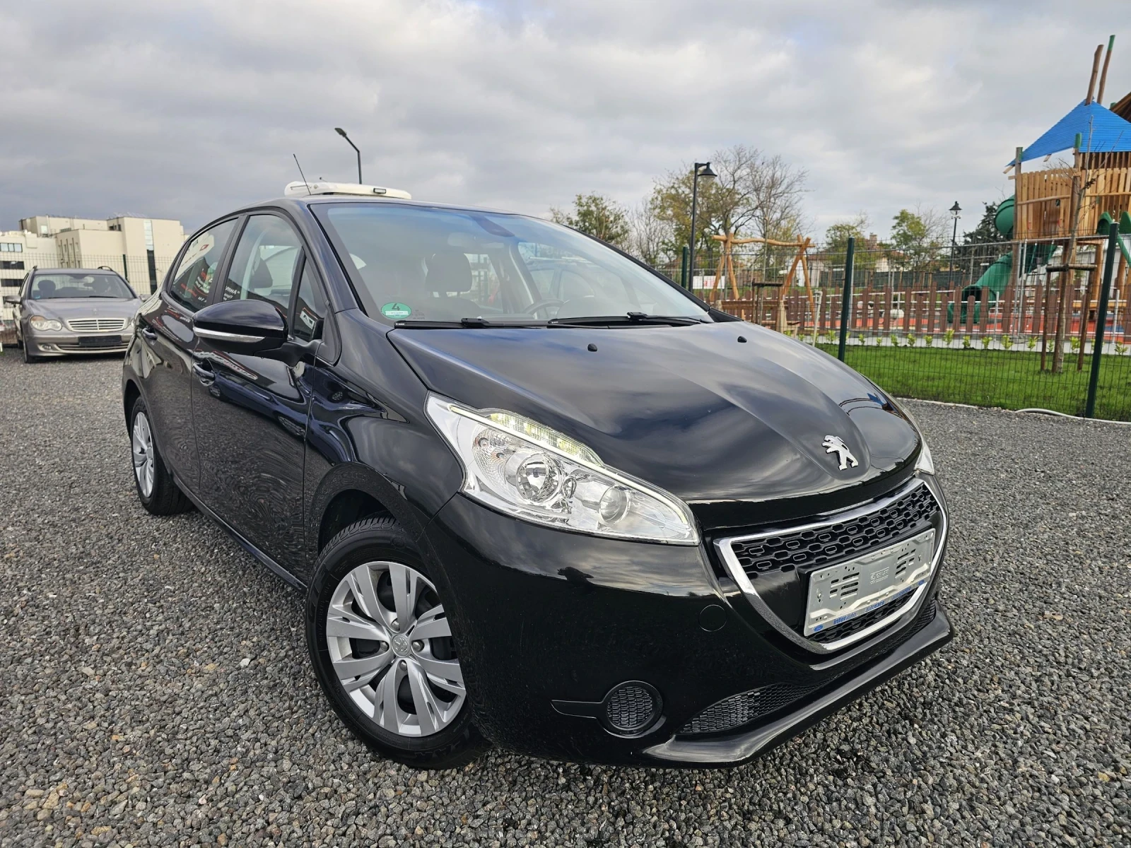 Peugeot 208 1.2i 82K.C.100! | Mobile.bg   3