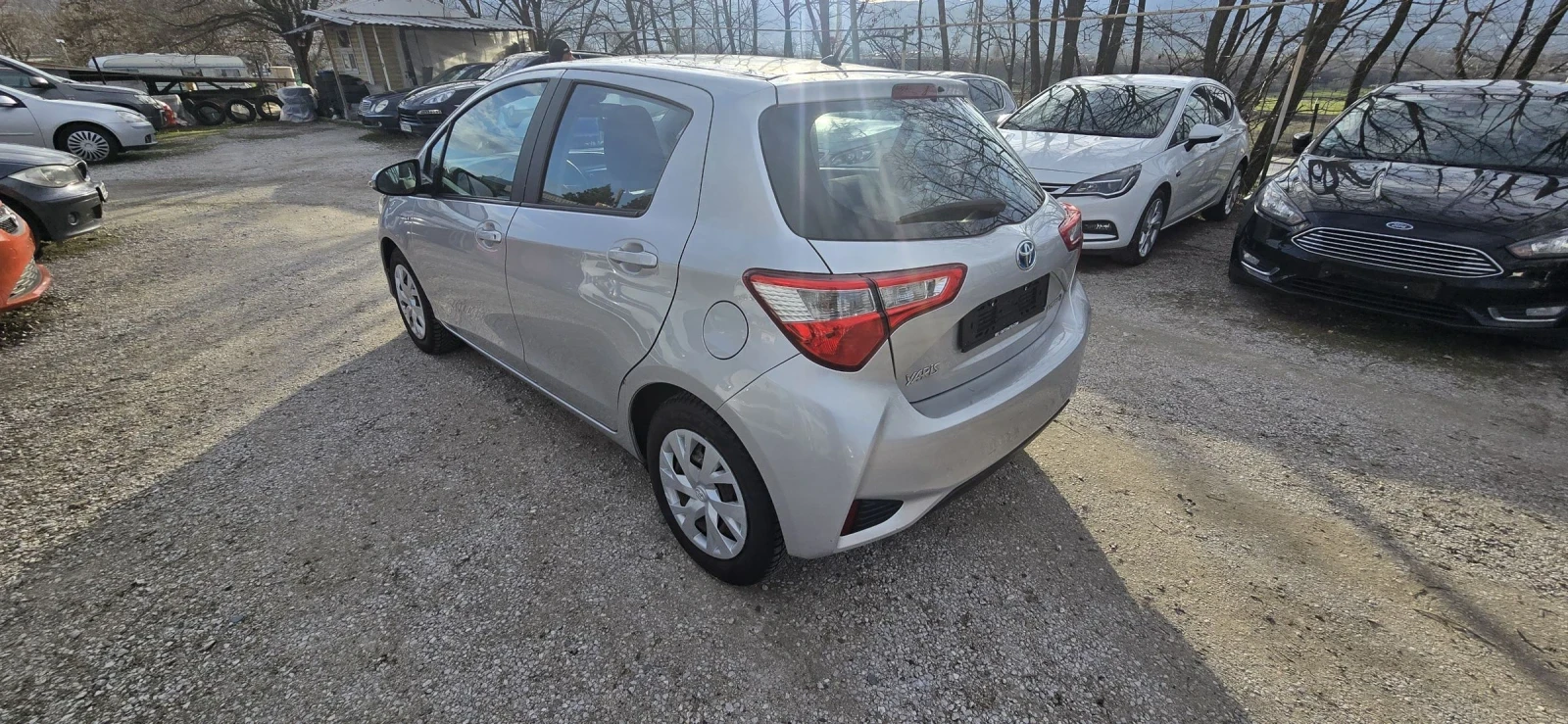 Toyota Yaris 1.5 hybrid | Mobile.bg � ����������� 3