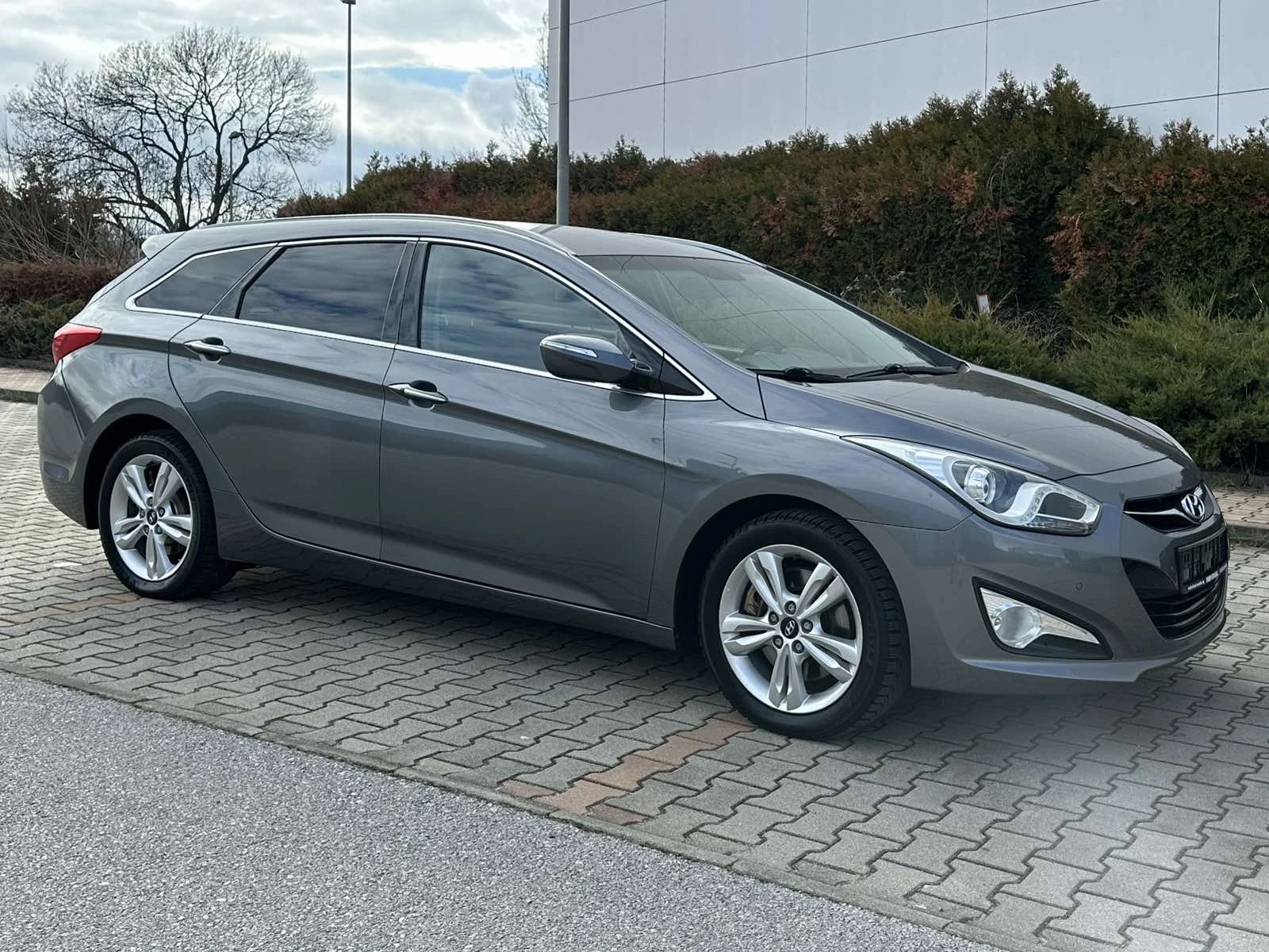 Hyundai I40, снимка 3 - Автомобили и джипове - 53758876