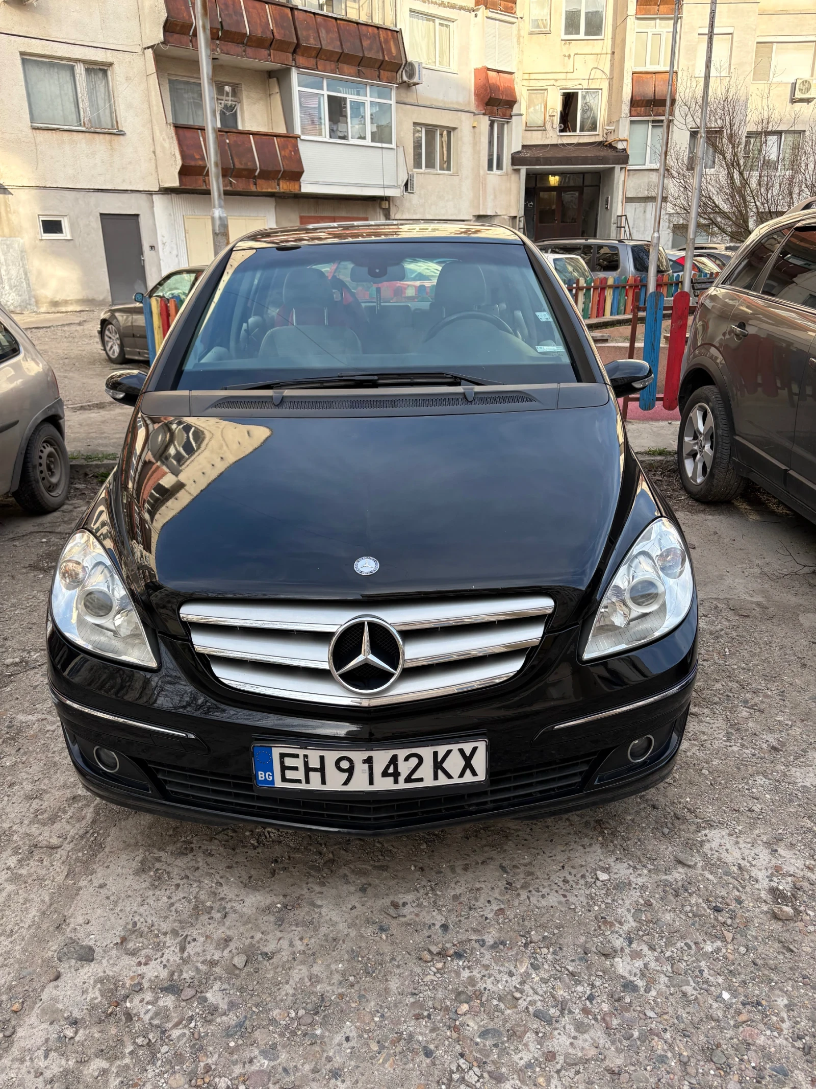 Mercedes-Benz B 200