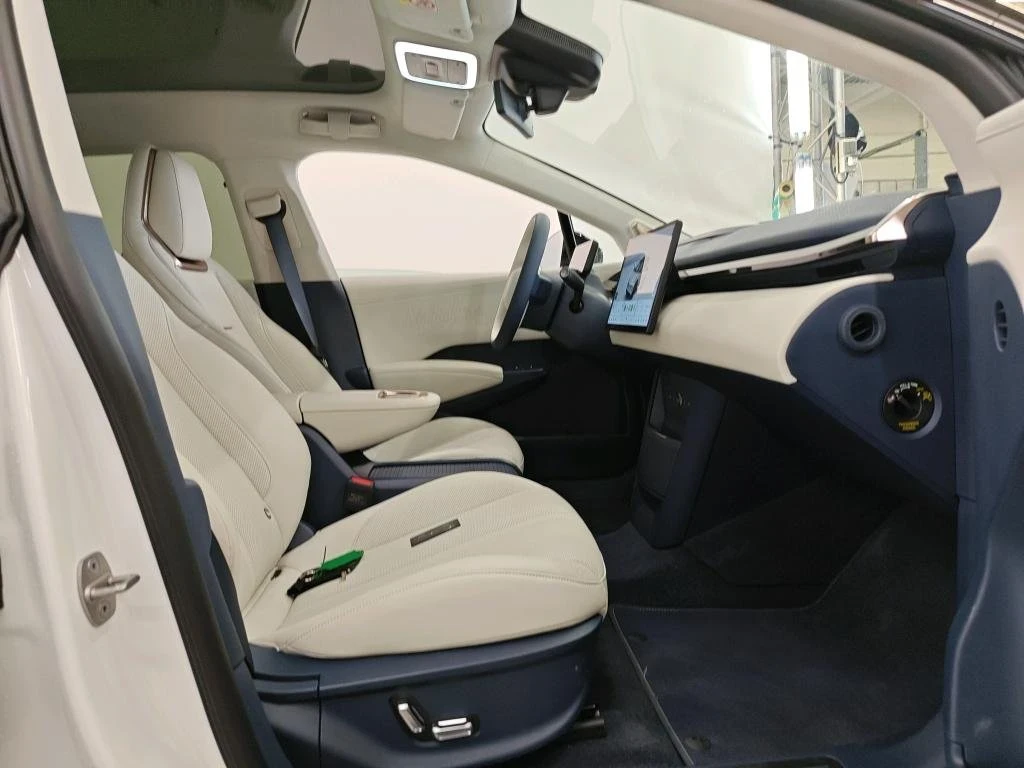 Zeekr X 64 kWh, снимка 8 - Автомобили и джипове - 54831022