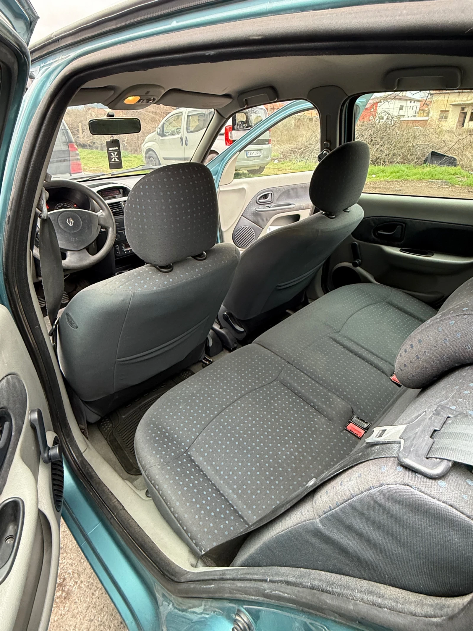 Renault Clio, снимка 8 - Автомобили и джипове - 54934259