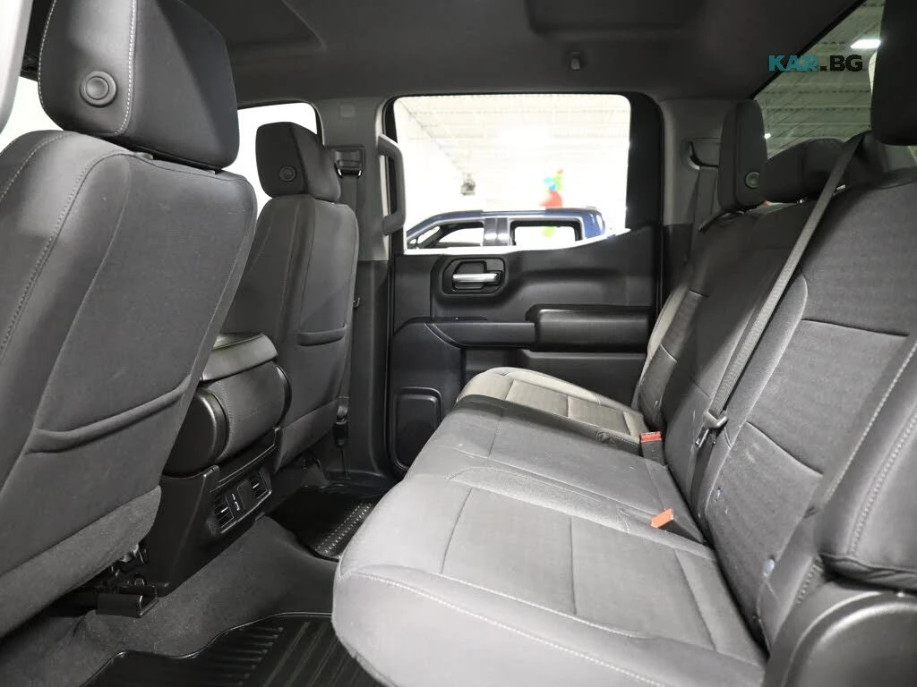 Chevrolet Silverado 1500 * АвтоКредит * (ЦЕНА ДО БГ), снимка 17 - Автомобили и джипове - 55905018
