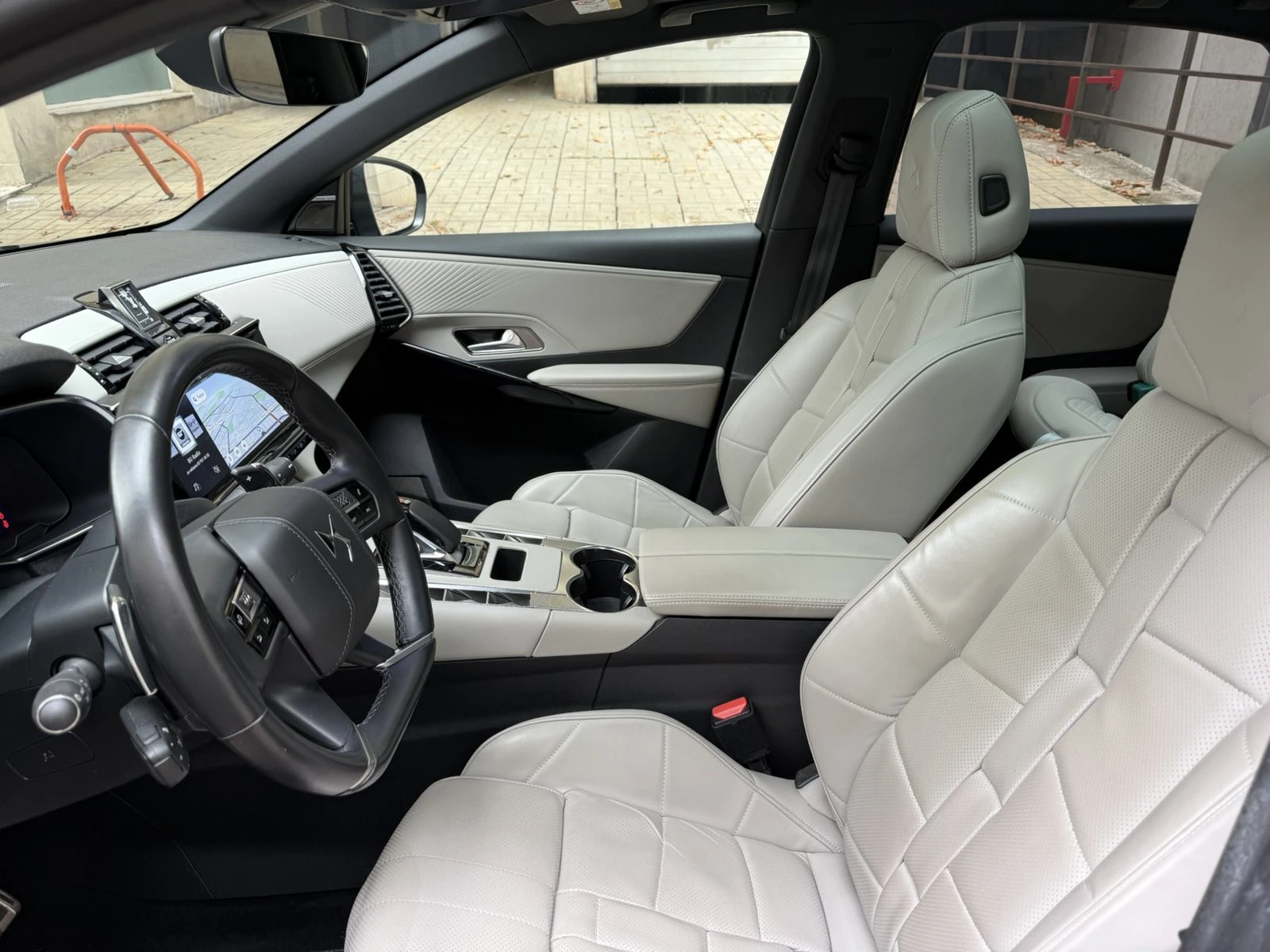 DS DS 7 LA PREMIERE E-TENSE 360 4X4 EAT8, снимка 7 - Автомобили и джипове - 56723639