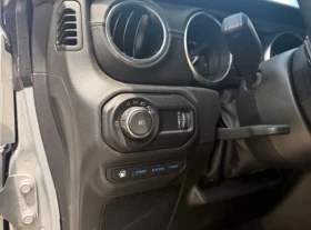 Jeep Wrangler SAHARA , 4xe Plug in hibrid, снимка 11