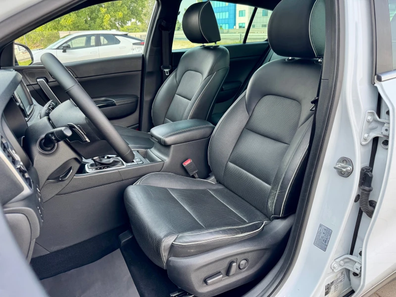 Kia Sportage GT-LINE-4X4-ПАНОРАМА-КАМЕРА-ПАМЕТ-JBL-LANE-ASIST-, снимка 10 - Автомобили и джипове - 47413444