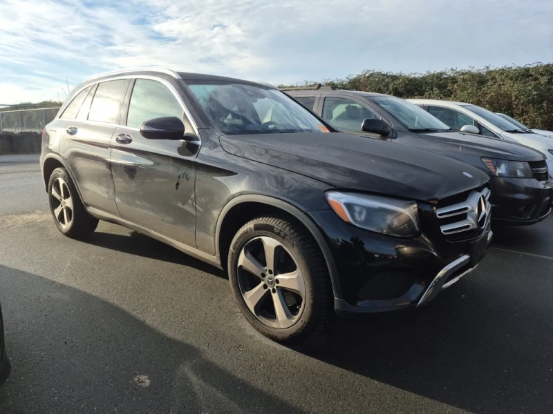 Mercedes-Benz GLC * 300 * CARFAX * ЦЕНА ДО БГ, снимка 2 - Автомобили и джипове - 53021005
