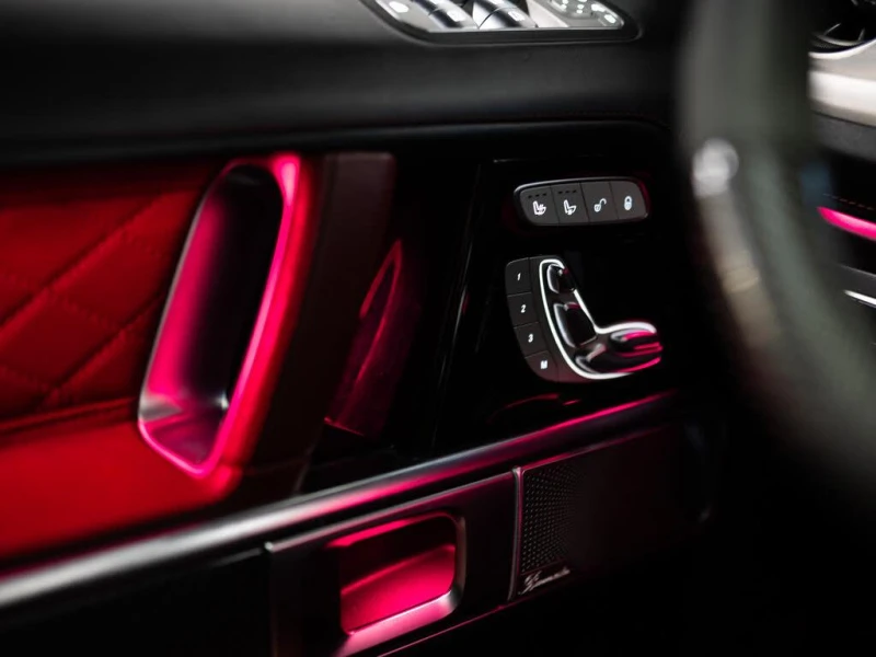 Mercedes-Benz G 63 AMG, снимка 8 - Автомобили и джипове - 53208051