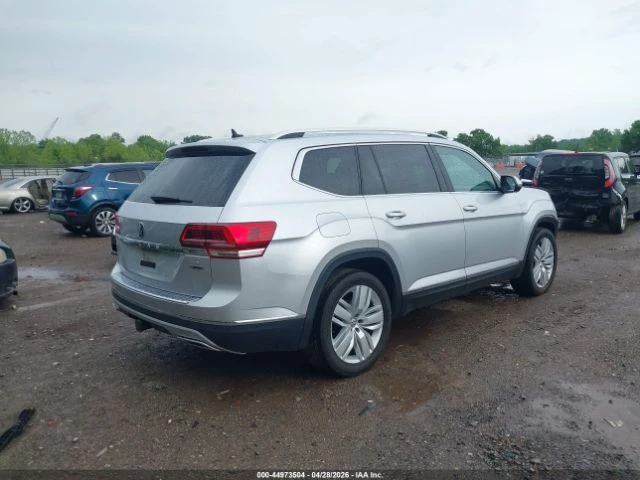 VW Atlas 3.6L V6 SEL PREMIUM* КОЖА* ПОДГРЕВ* ПАНОРАМА* , снимка 4 - Автомобили и джипове - 54719873