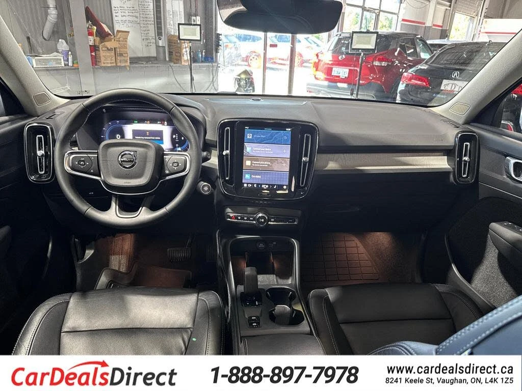 Volvo XC40 * АВТО КРЕДИТ* ЦЕНА ДО БГ * Сервизна история *  - изображение 7