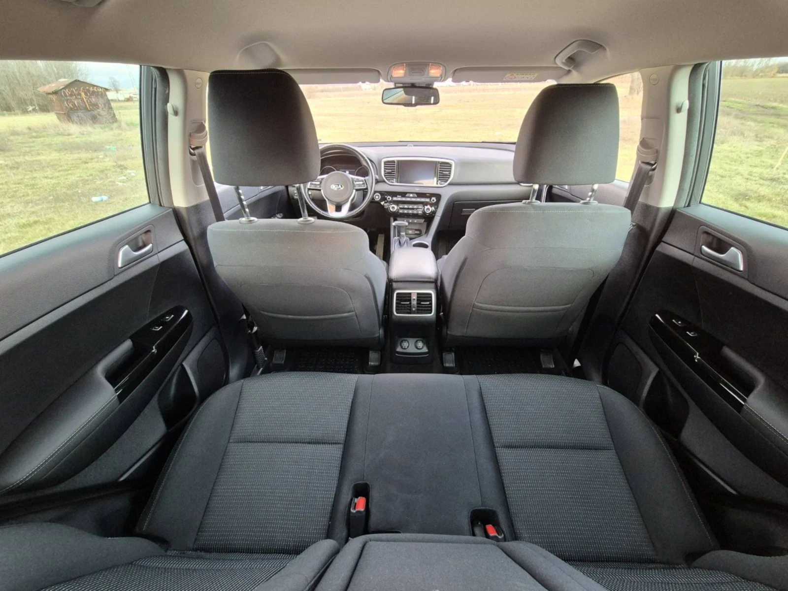 Kia Sportage 1.6 CRDi MHEV, ГАРАНЦИОНЕН, Automatic, Executive - изображение 6