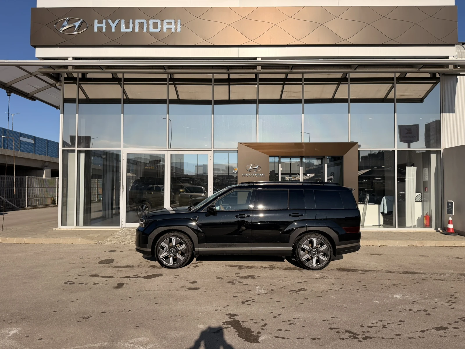 Hyundai Santa fe Luxury Plug-in Hybrid 7 seats - изображение 2