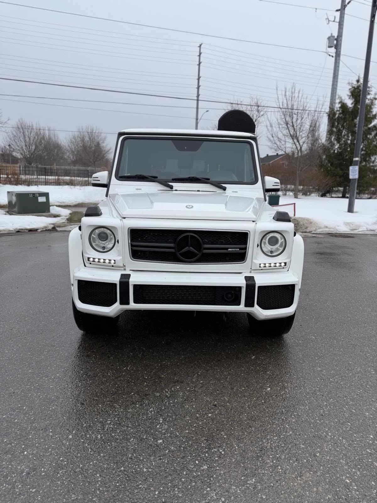 Mercedes-Benz G 63 AMG * CARFAX * NIGHT PACKAGE * KEYLESS, снимка 6 - Автомобили и джипове - 54085247