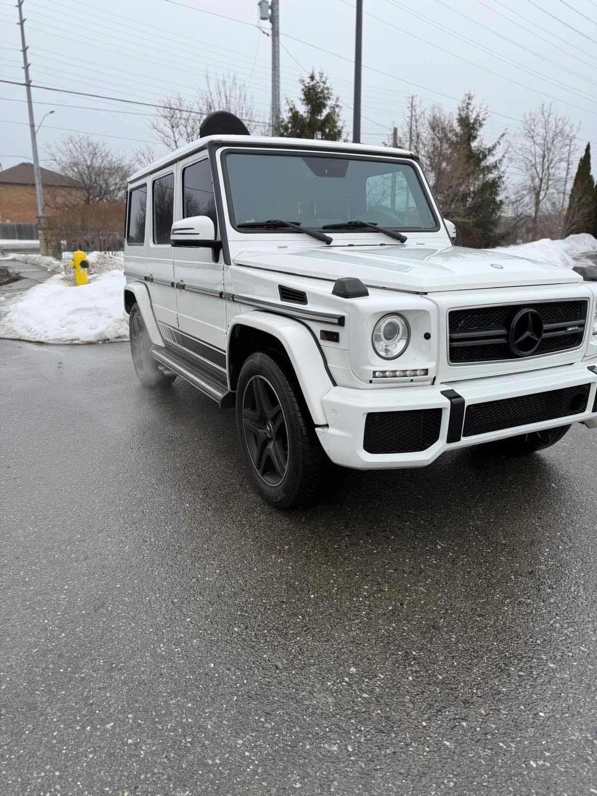 Mercedes-Benz G 63 AMG * CARFAX * NIGHT PACKAGE * KEYLESS, снимка 10 - Автомобили и джипове - 54085247