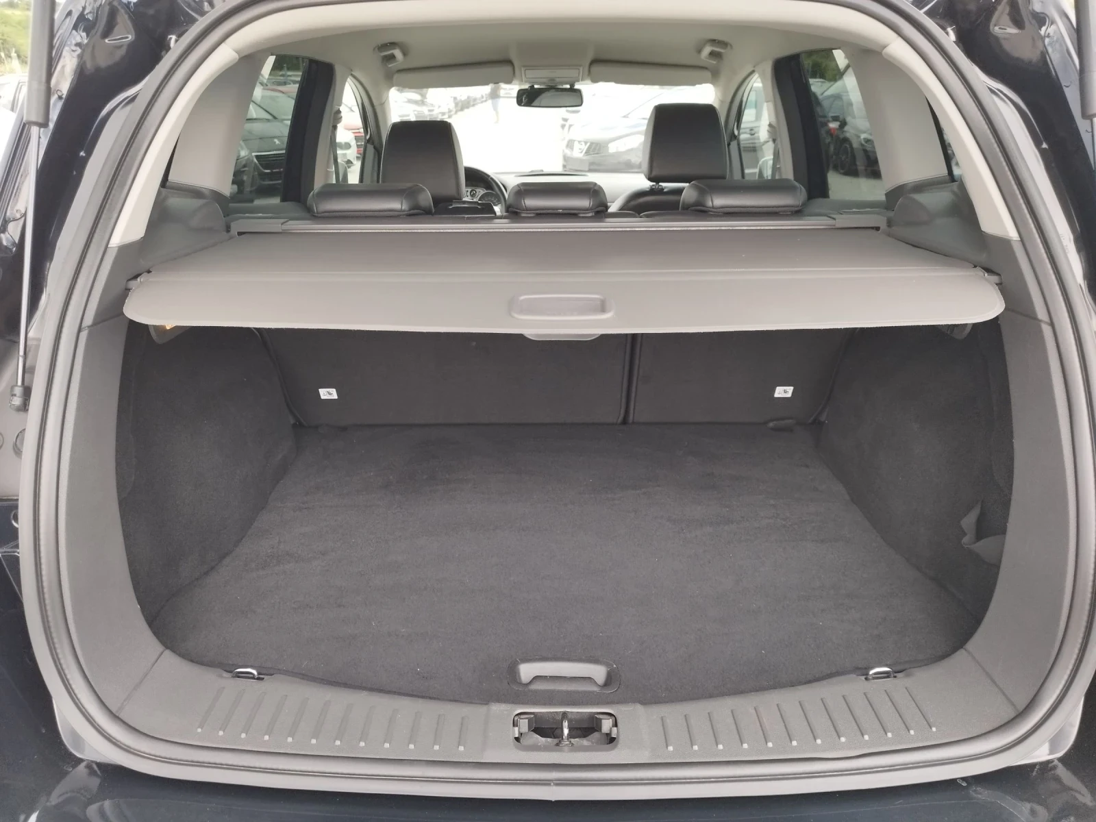 Ford Kuga 2.0CDTI 163кс.4Х4 АВТОМАТ, снимка 14 - Автомобили и джипове - 54974911
