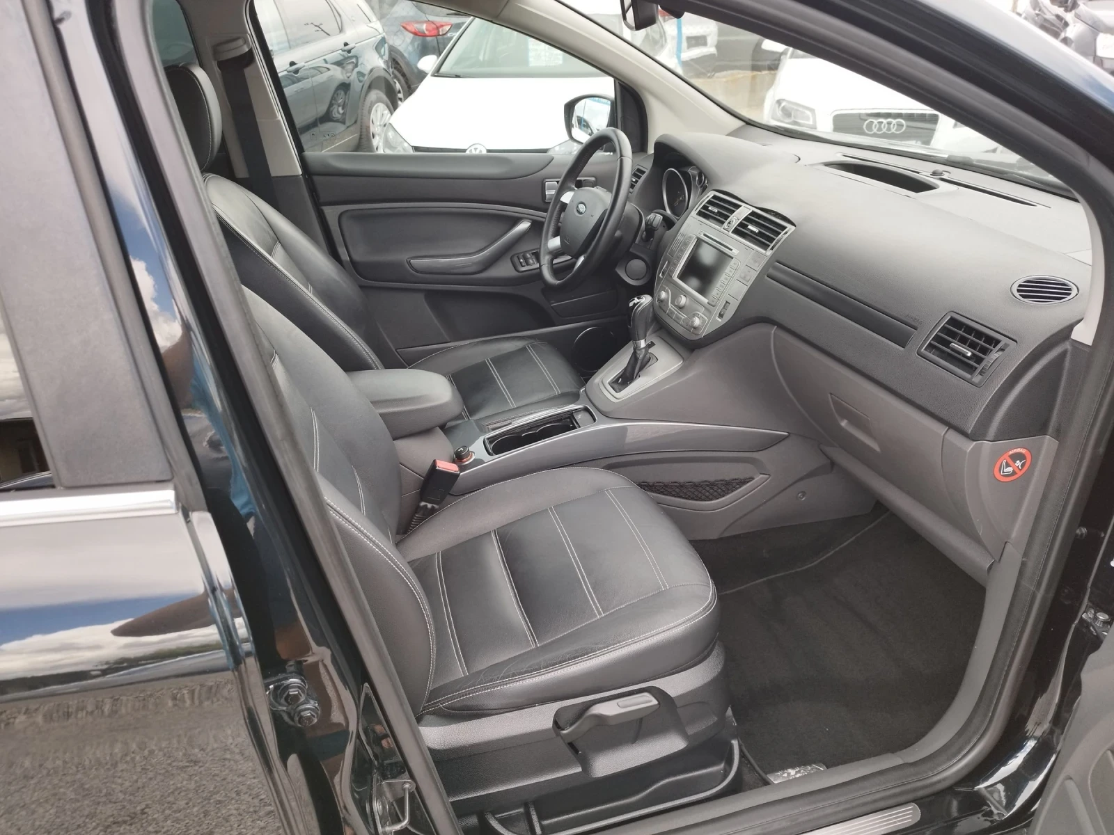 Ford Kuga 2.0CDTI 163кс.4Х4 АВТОМАТ, снимка 13 - Автомобили и джипове - 54974911