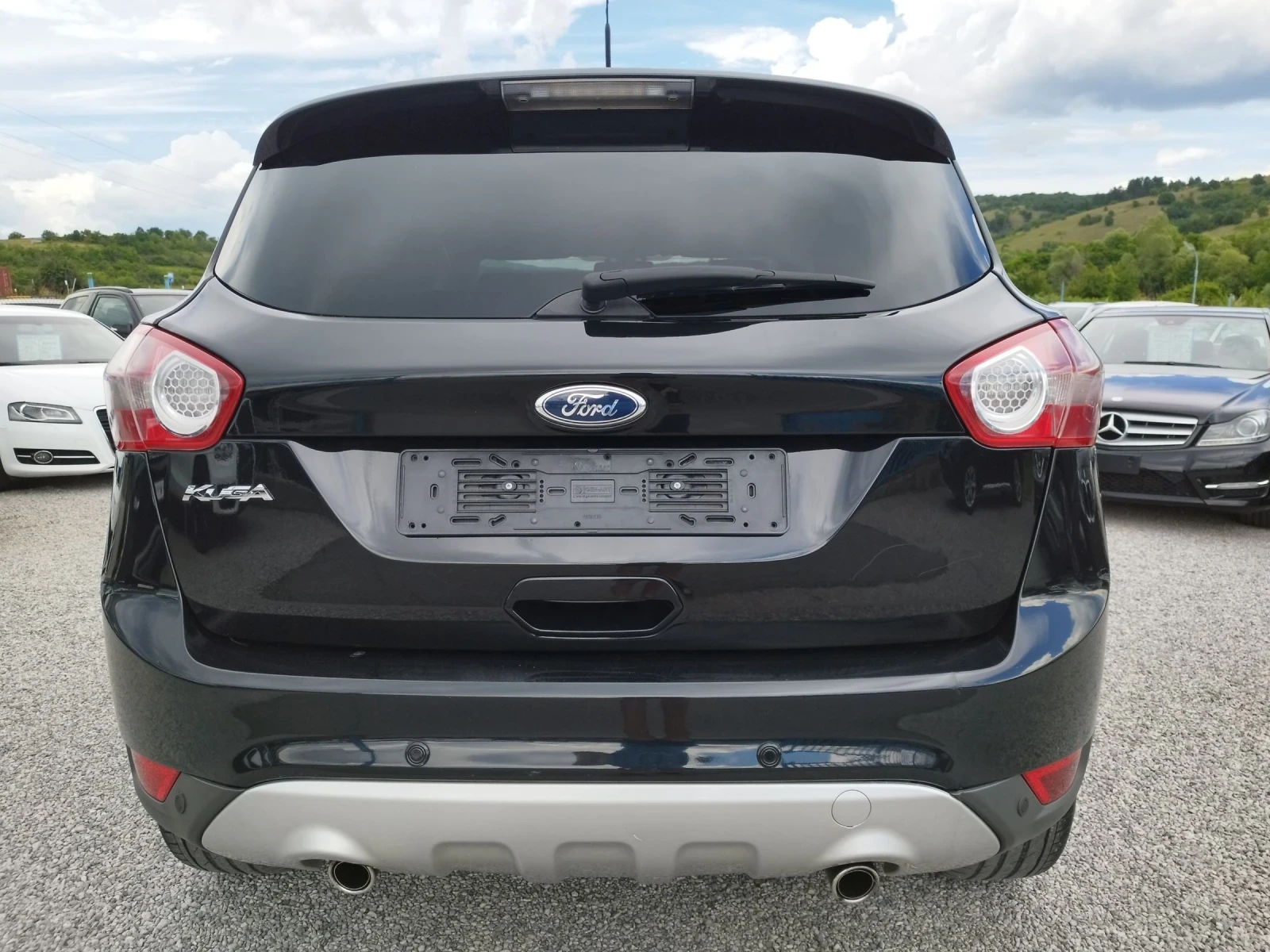 Ford Kuga 2.0CDTI 163кс.4Х4 АВТОМАТ, снимка 4 - Автомобили и джипове - 54974911