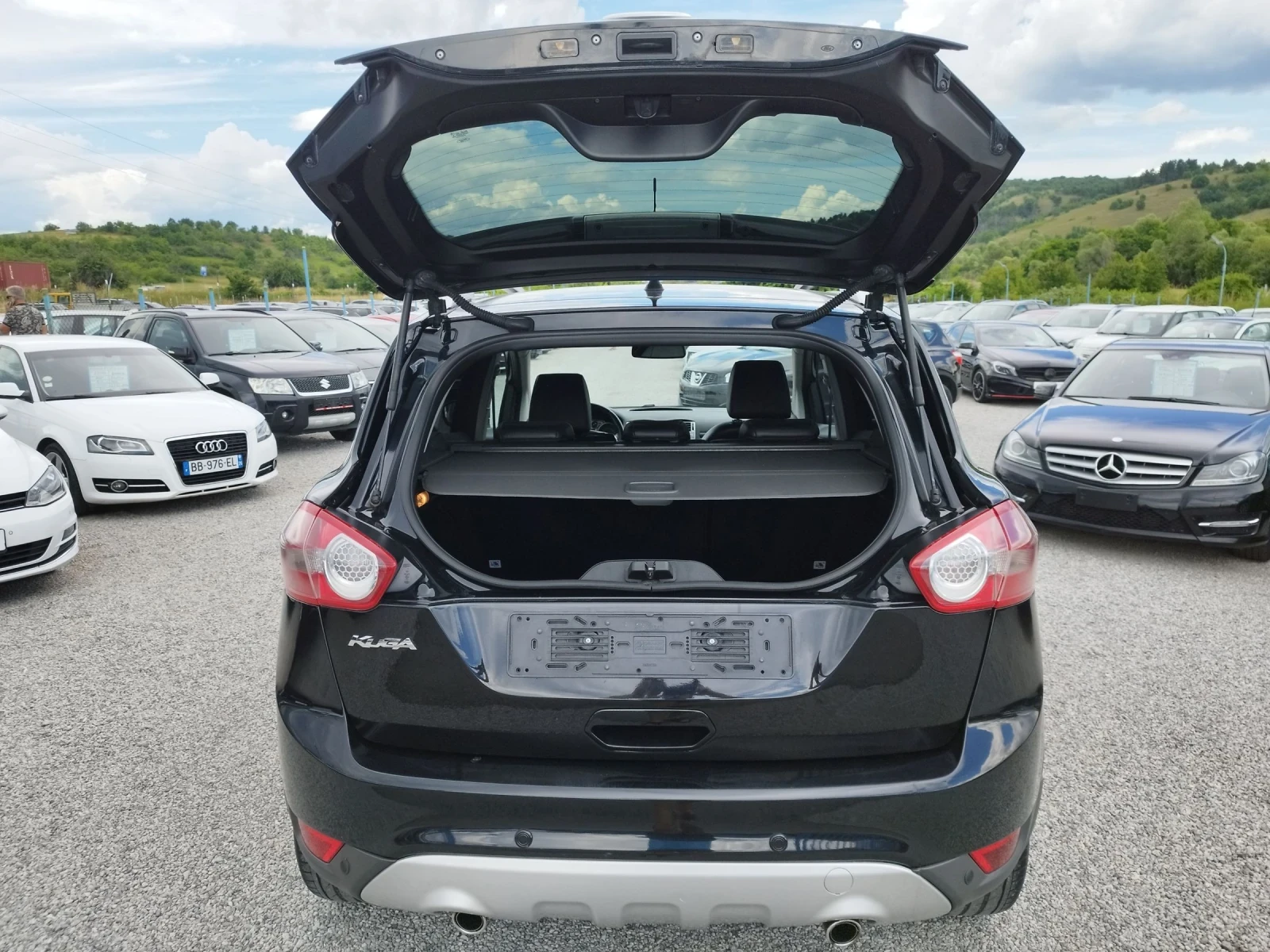 Ford Kuga 2.0CDTI 163кс.4Х4 АВТОМАТ, снимка 9 - Автомобили и джипове - 54974911
