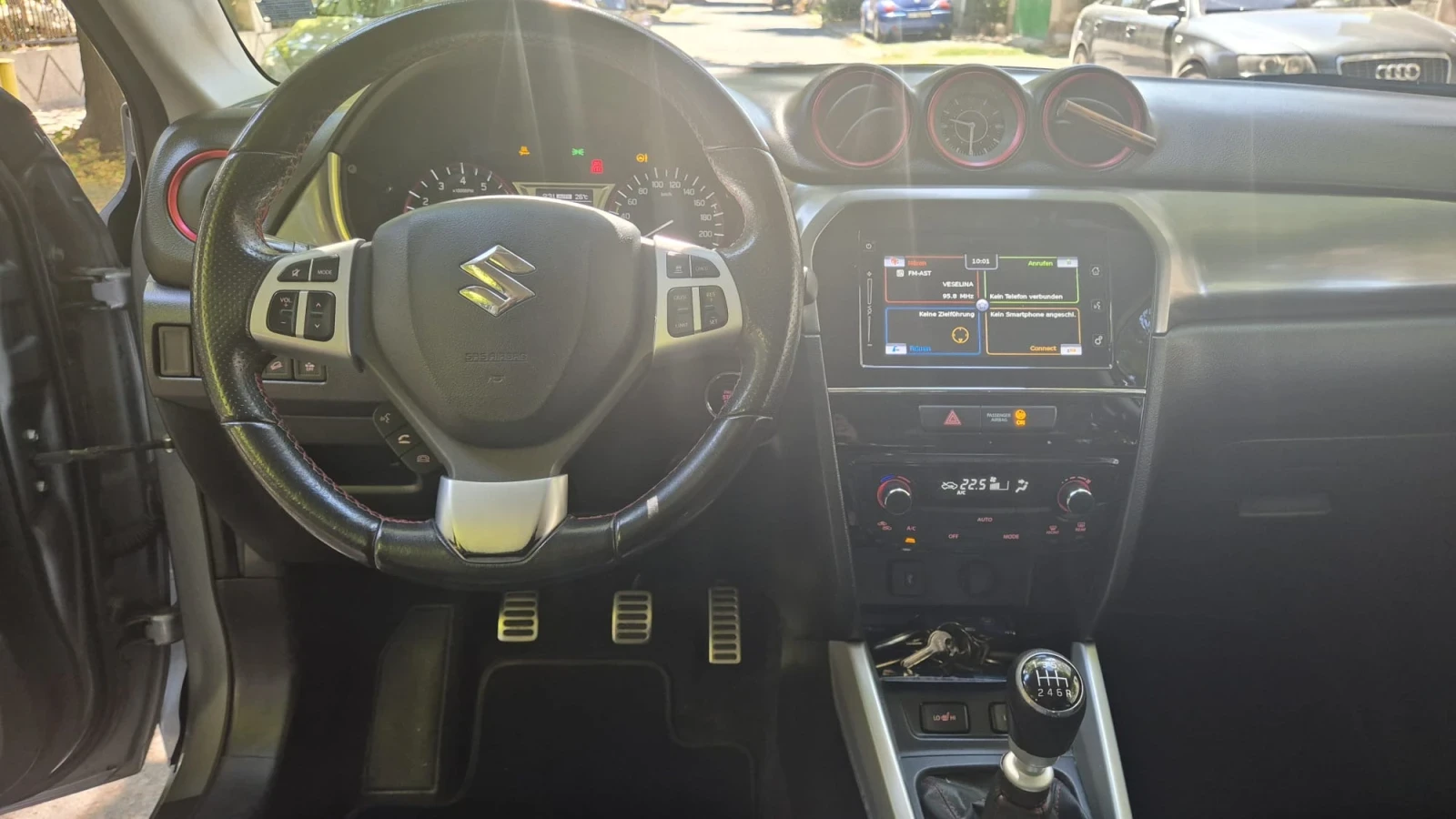 Suzuki Vitara 1.4 4х4  Герм 110хкм ТОП !!, снимка 10 - Автомобили и джипове - 55607912