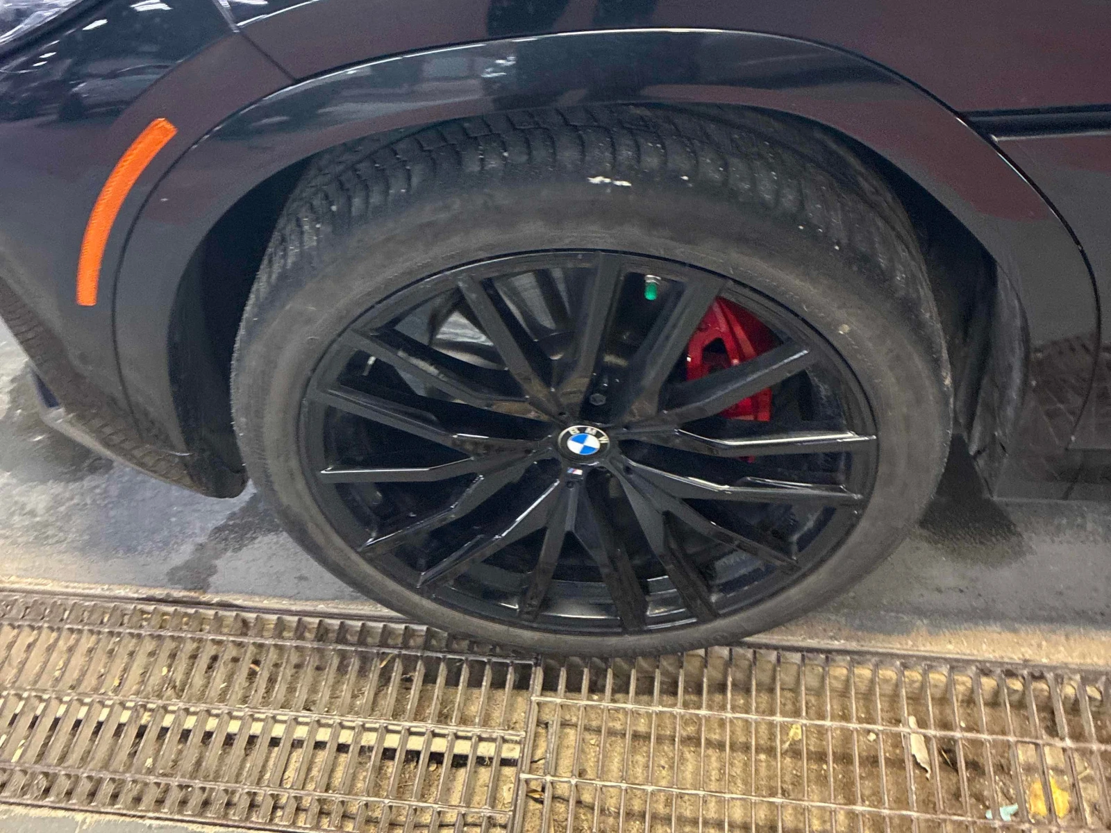 BMW X6  XDRIVE40I / HUD / 360 / DISTRONIC / 2 КЛЮЧА , снимка 6 - Автомобили и джипове - 55897626