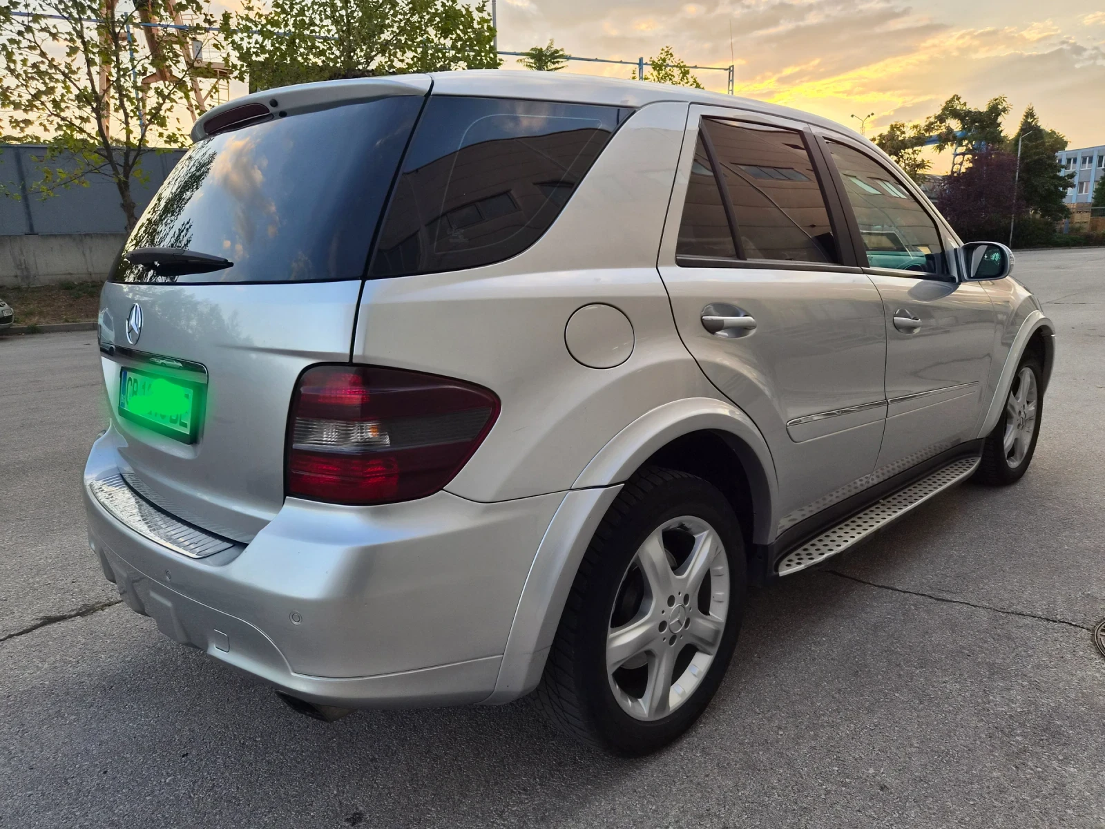 Mercedes-Benz ML 320 AMG PAKET, 4Matic, AIRMATIC, снимка 5 - Автомобили и джипове - 56145170