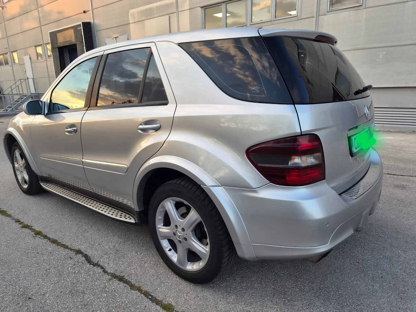 Mercedes-Benz ML 320 AMG PAKET, 4Matic, AIRMATIC, снимка 7 - Автомобили и джипове - 56145170