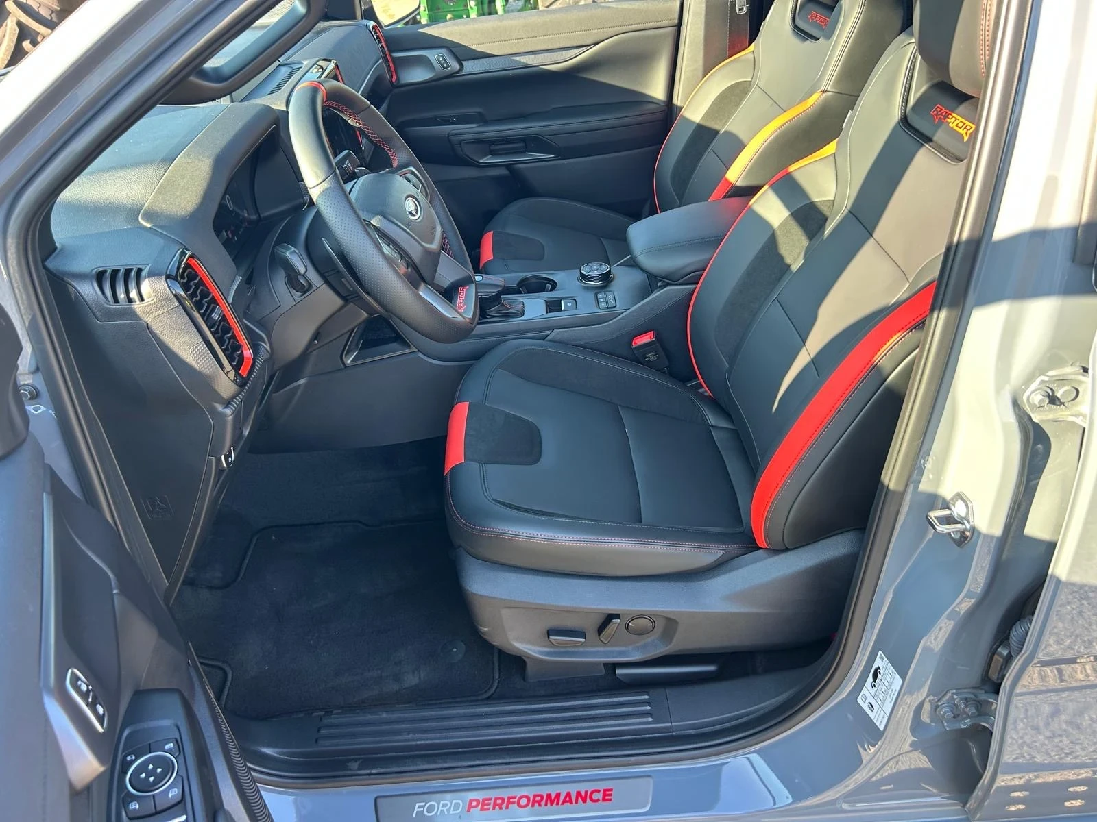 Ford Ranger raptor, снимка 4 - Автомобили и джипове - 56507417