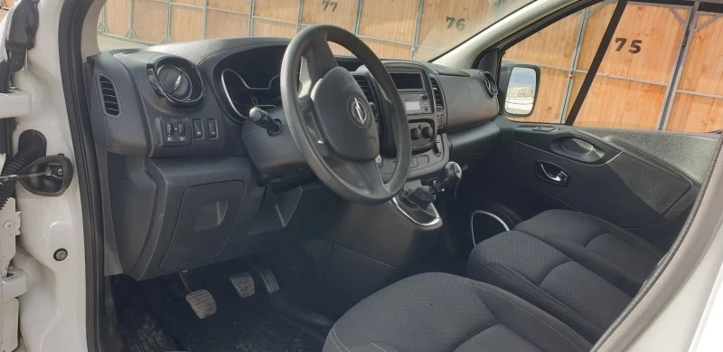 Opel Vivaro 1.6 CDTI biturbo, снимка 9 - Бусове и автобуси - 48068636