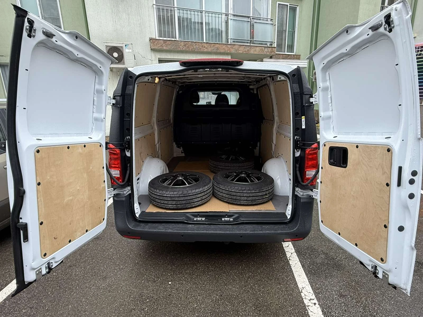 Mercedes-Benz Vito 116 CDI 9G-Tronic | Automatic | CarPlay | Камера | - изображение 10