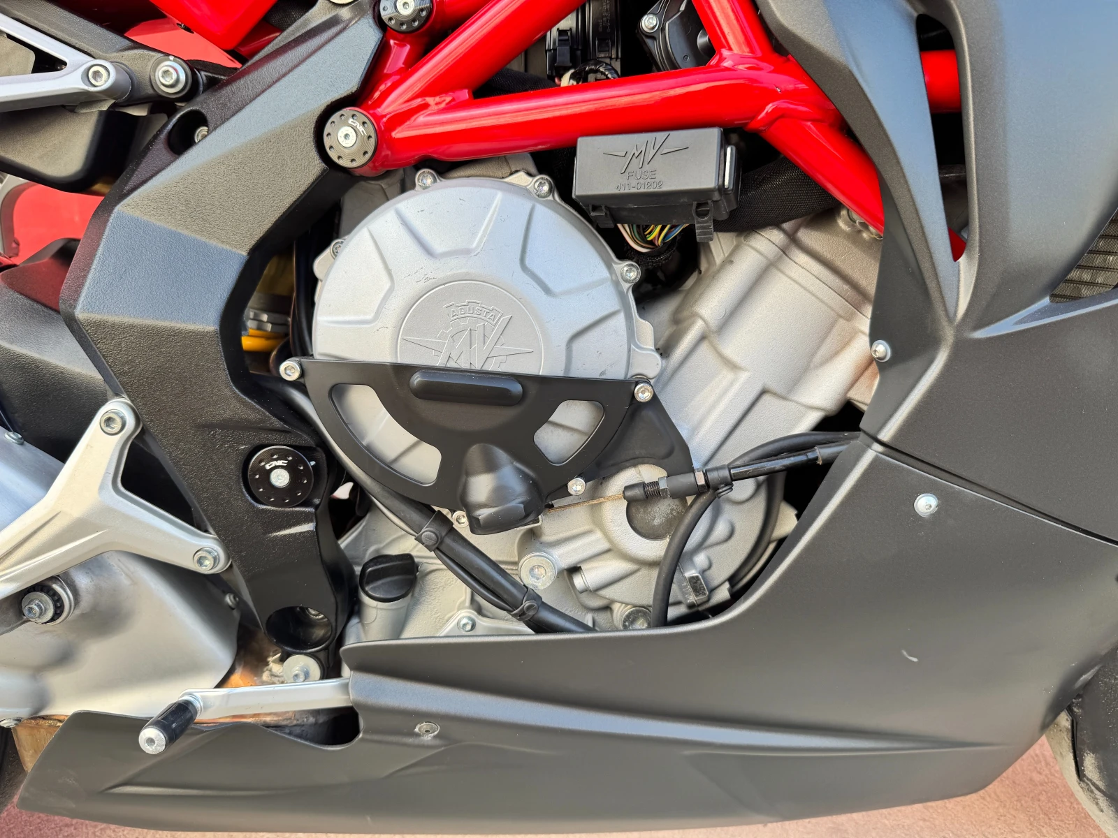 MV Agusta F3 800 ABS TC, снимка 6 - Мотоциклети и мототехника - 53987919