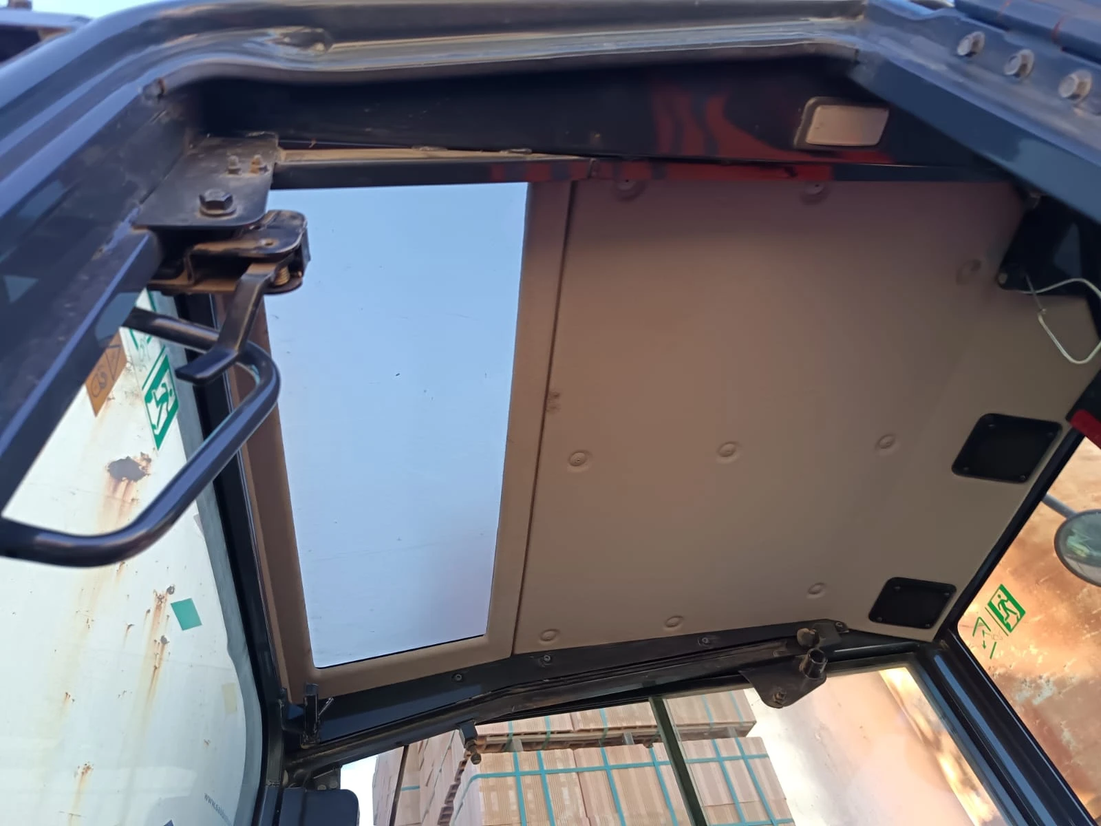 ����� Hitachi ZX38U-��������+ ����� | Mobile.bg � ����������� 10
