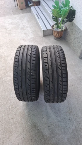 Гуми Летни 225/45R19, снимка 1