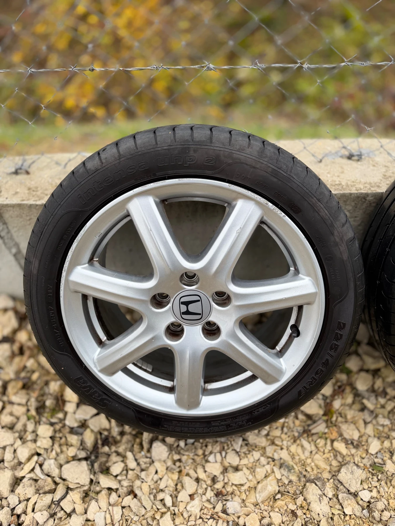    225/45R17  Honda Civic | Mobile.bg   4