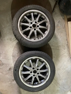 Гуми Зимни 225/50R17, снимка 2 - Гуми и джанти - 53622039